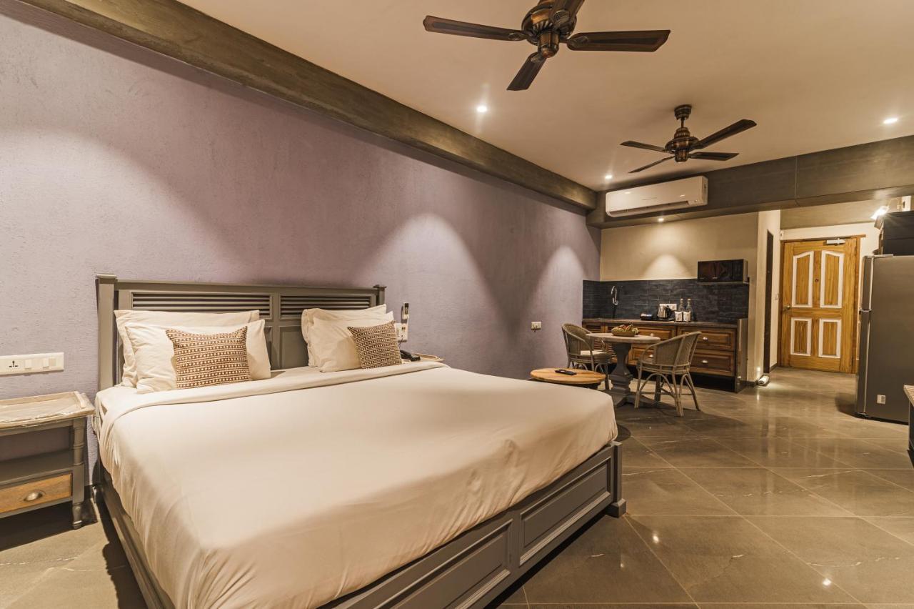 Bougainvilla Apartment สุรัต ภายนอก รูปภาพ